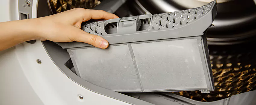 Signs Of A Clogged Dryer Lint Trap in Crestview, Florida